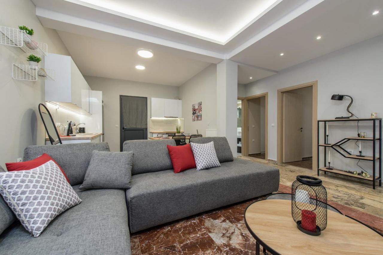 Bright & Stunning Flat In The City Centre Zakynthos Town Exterior photo