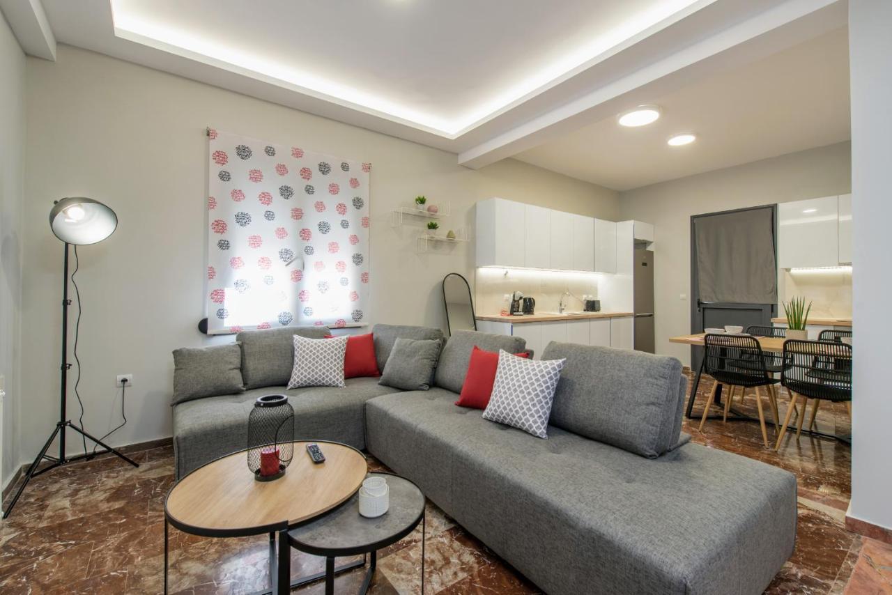 Bright & Stunning Flat In The City Centre Zakynthos Town Exterior photo